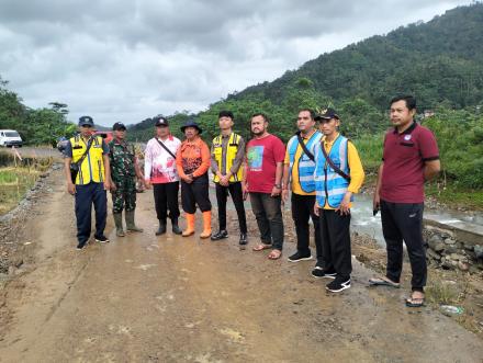 Survey Lokasi dan Inventarisasi Penanganan Lokasi Pasca Banjir